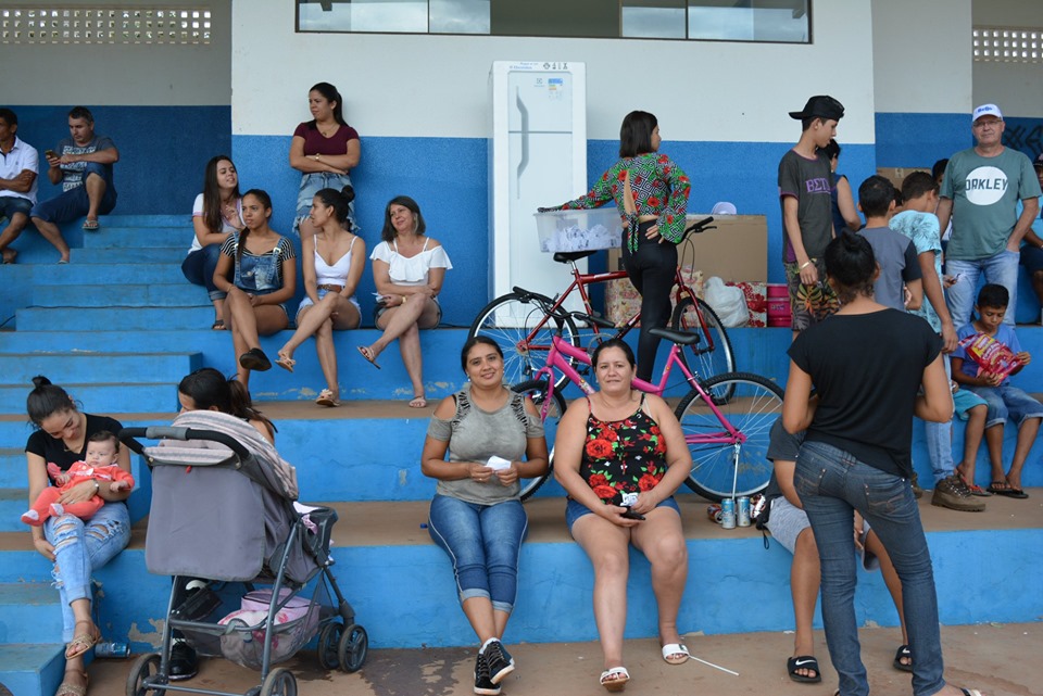 Show de Brindes marcou a festa do aniversário dos 39 anos de Itaquiraí
