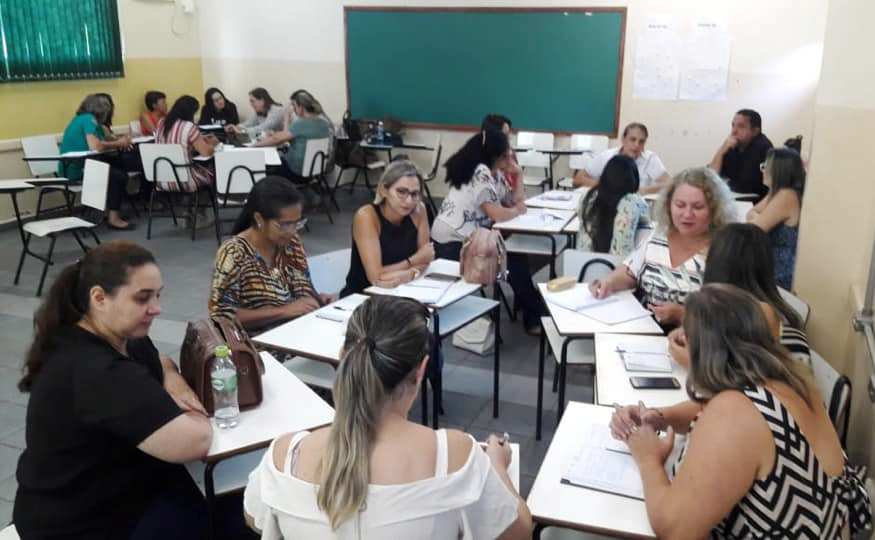 Secretária de Educação e pedagogas de Itaquiraí participam de Encontro Formativo em Campo Grande