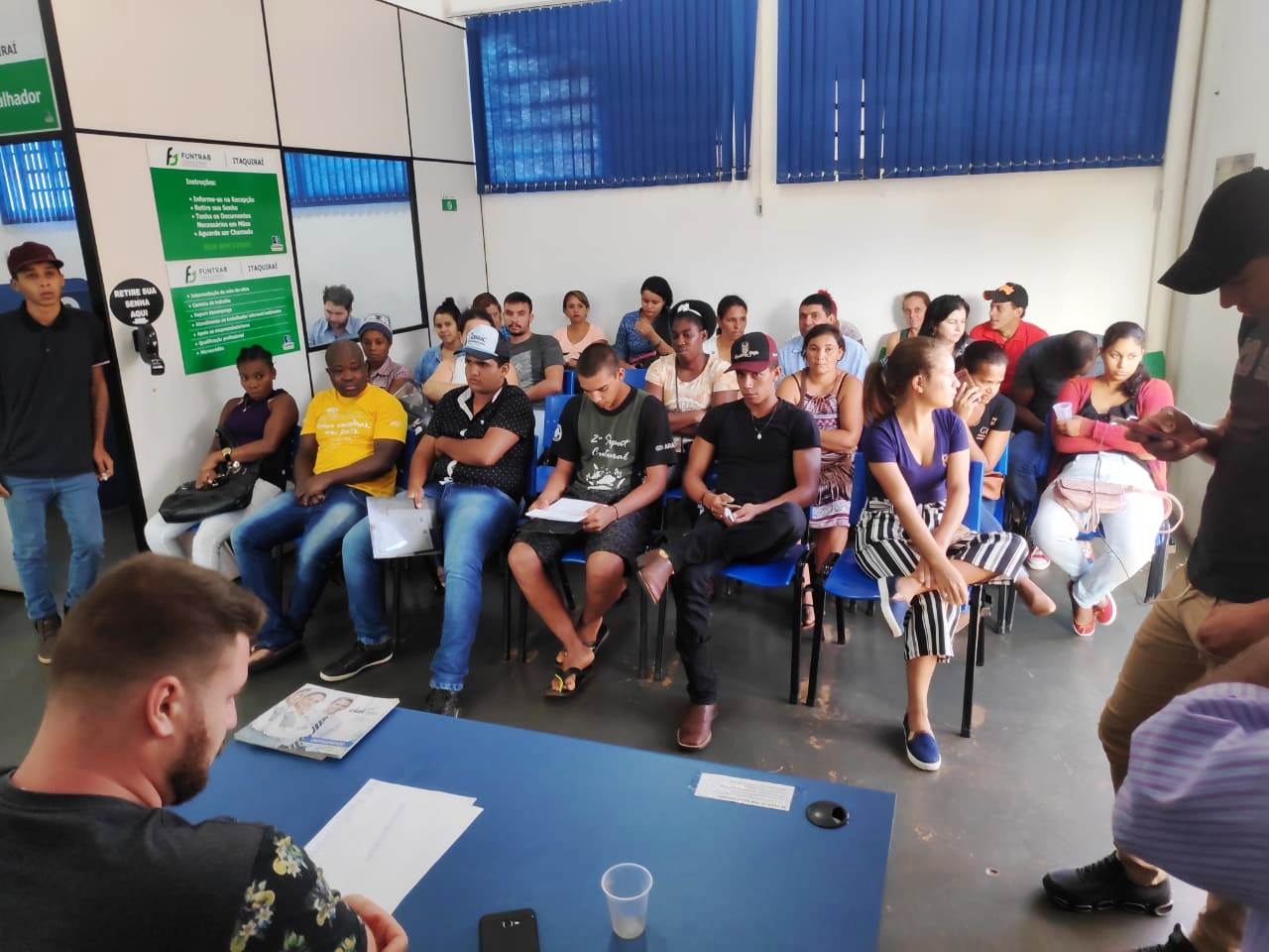 Casa do Trabalhador da Prefeitura de Itaquiraí cadastra centenas de pessoas para empregos