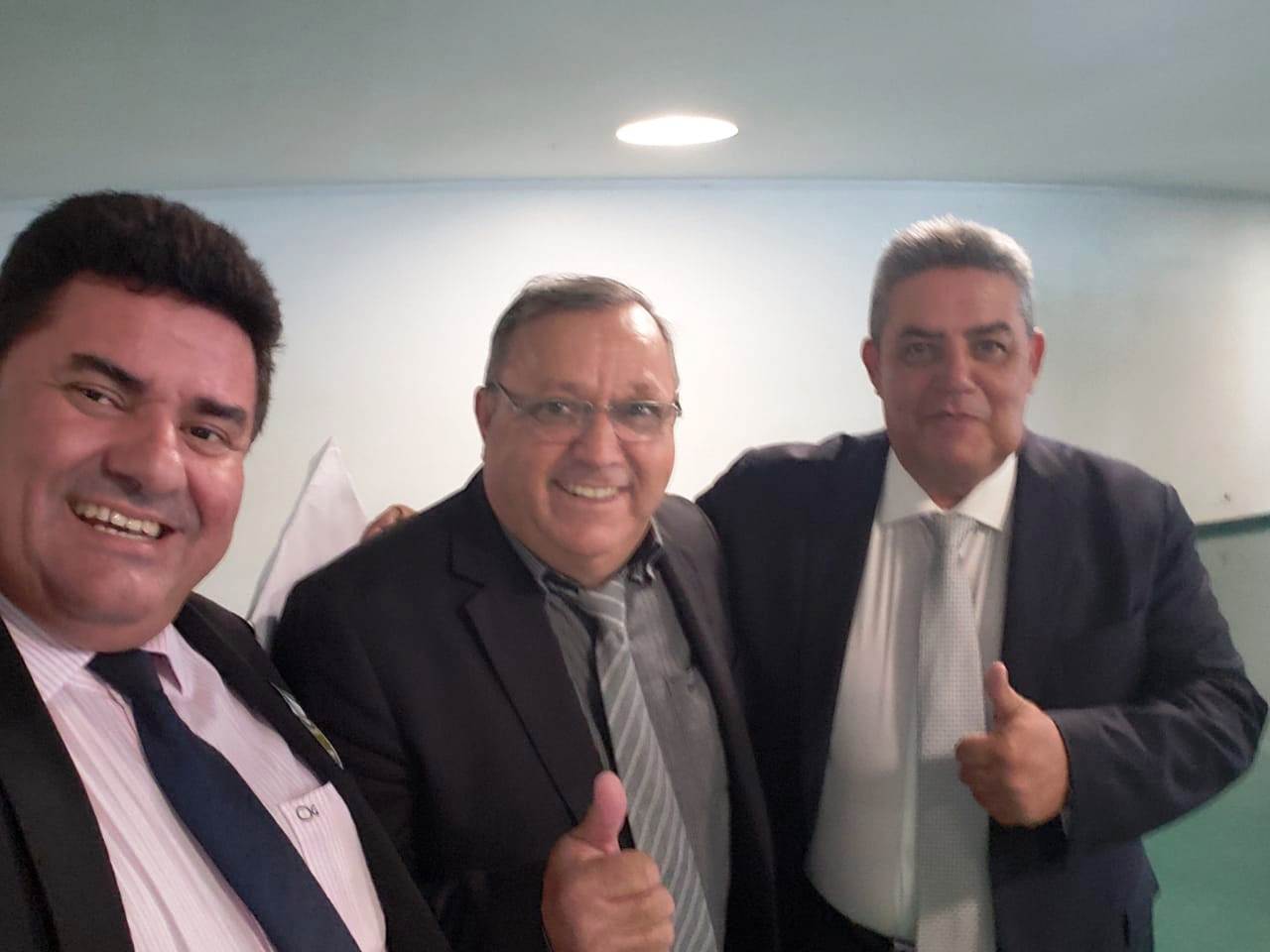 Prefeito Ricardo e vereador Edilson buscam liberação de emendas e convênios, em Brasília