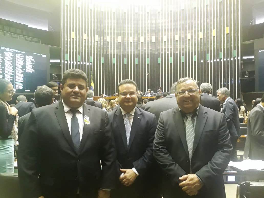 Prefeito Ricardo e vereador Edilson buscam liberação de emendas e convênios, em Brasília