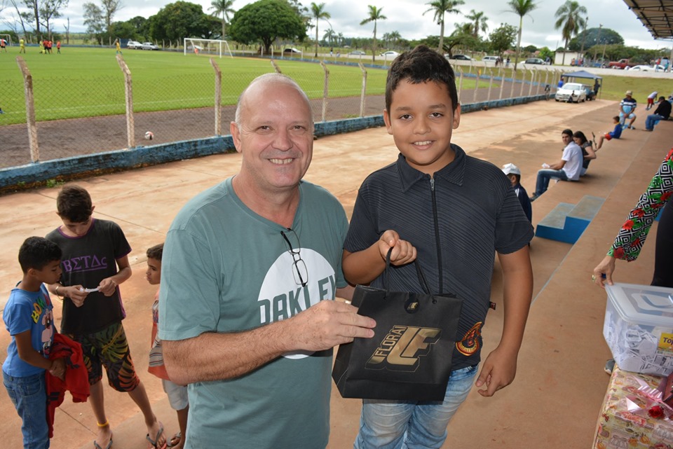 Show de Brindes marcou a festa do aniversário dos 39 anos de Itaquiraí