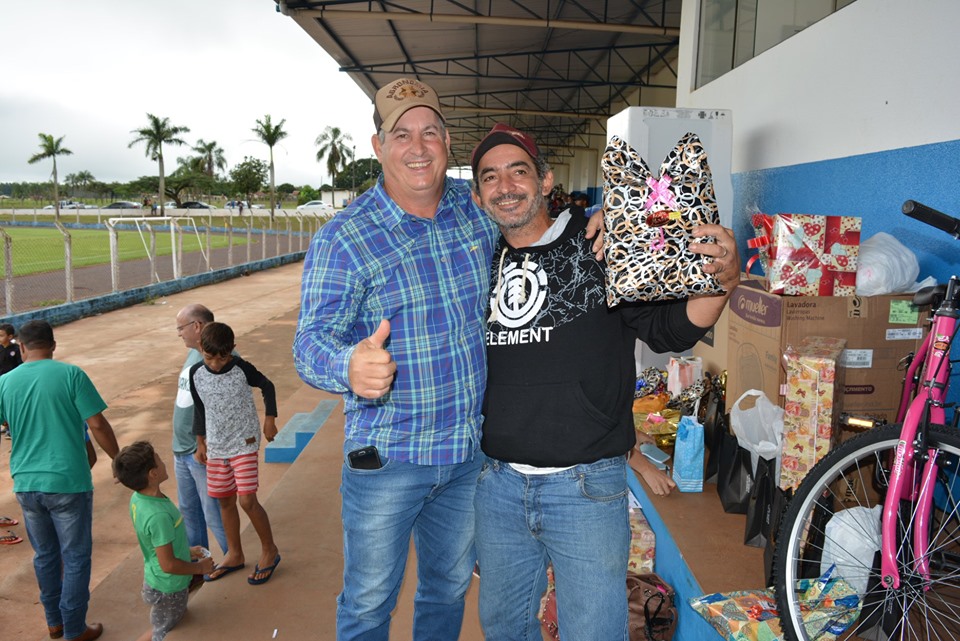 Show de Brindes marcou a festa do aniversário dos 39 anos de Itaquiraí