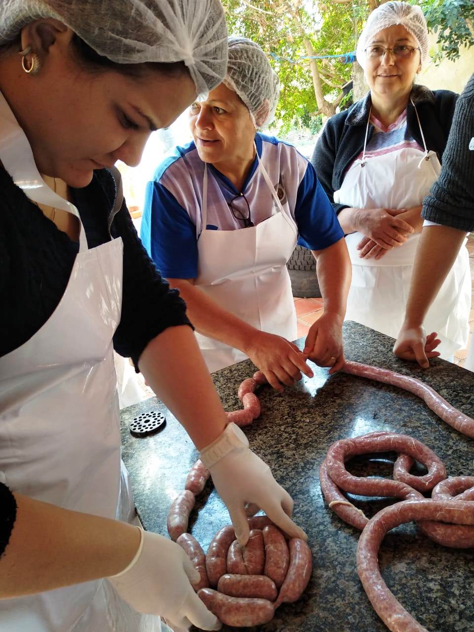 Prefeitura de Itaquiraí, Senar, Agraer e Efaitaq concluem curso de Produção de Embutidos e Defumados