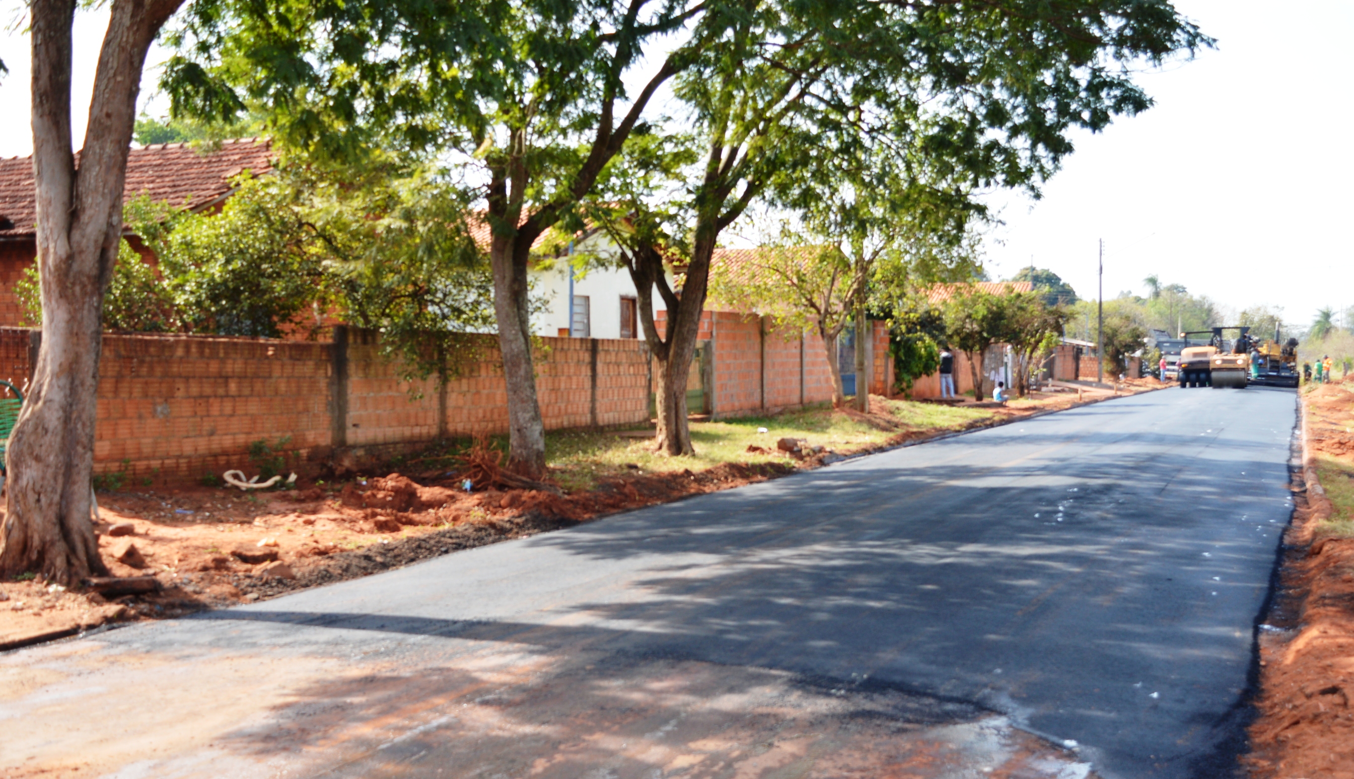 Prefeitura conclui 100% de recapeamento das ruas do Jardim Primavera, com verba do Estado