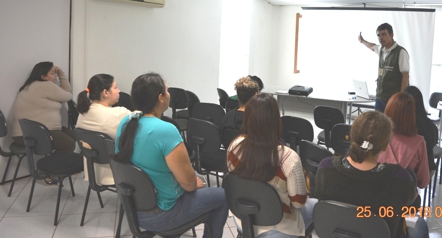 Dez mulheres concluem o curso de Operador de Pá Carregadeira oferecido pela Prefeitura de Itaquiraí