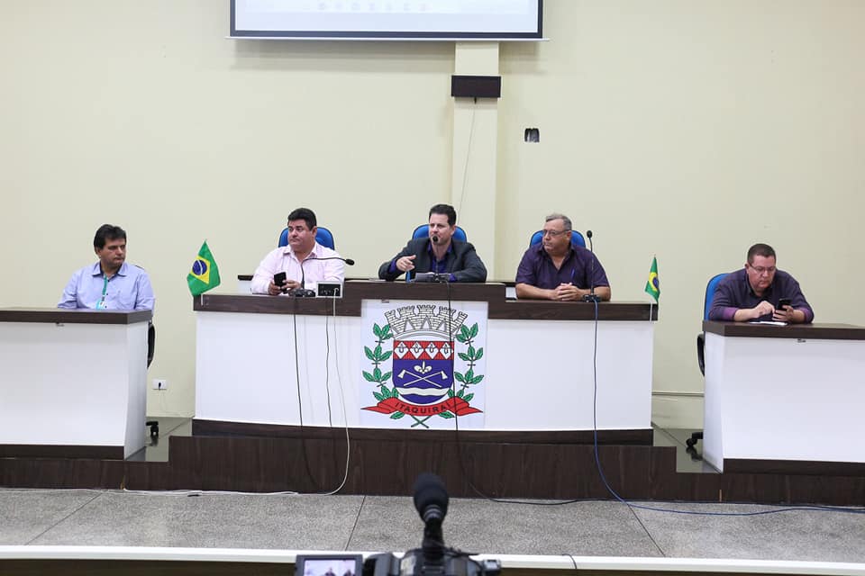 Autoridades da AL, Prefeitura, Câmara, Incra, MDA e Agehab discutem a regularização fundiária em Itaquiraí