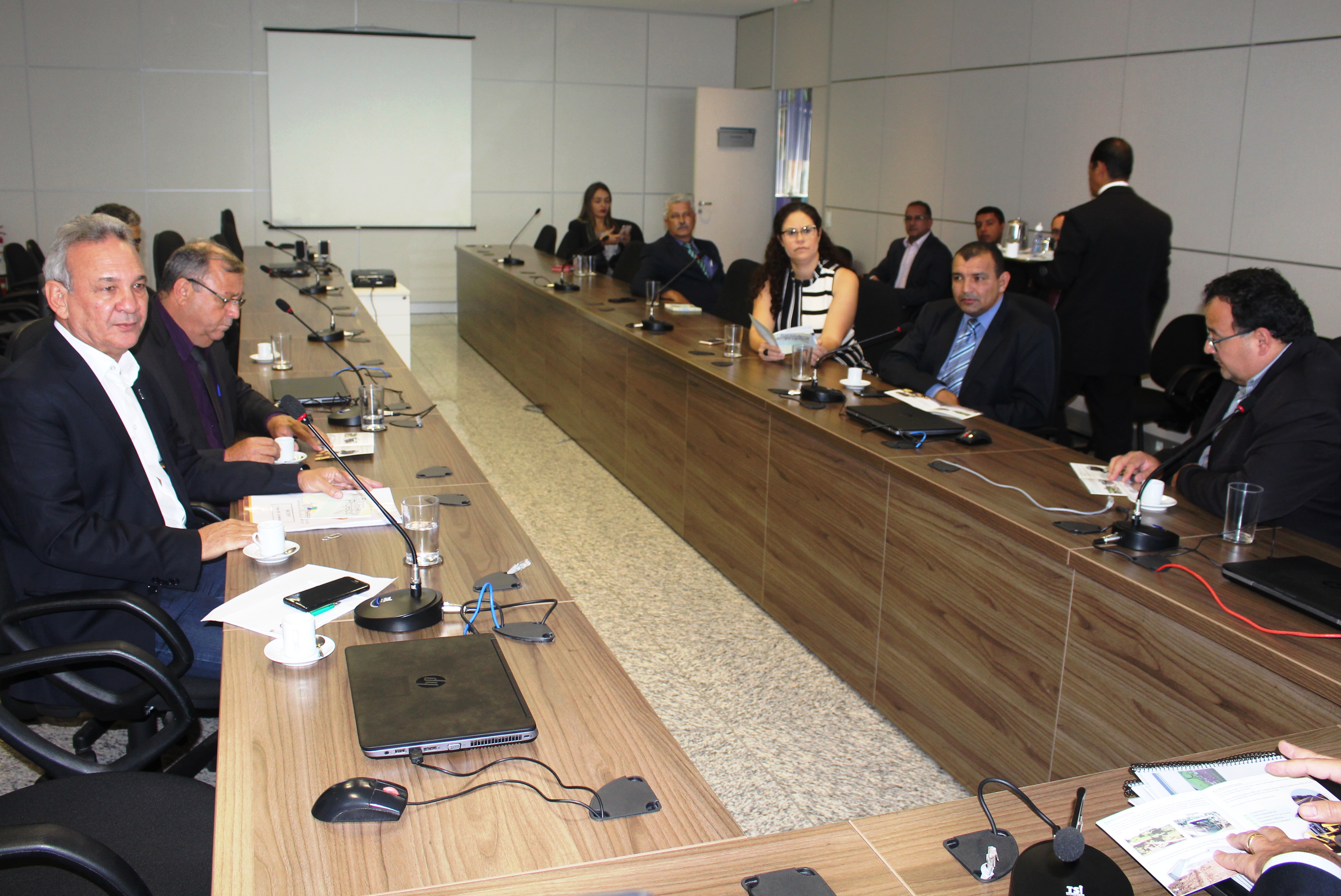 Prefeito Ricardo Fávaro busca recursos para Itaquiraí na SUDECO, através do CONISUL