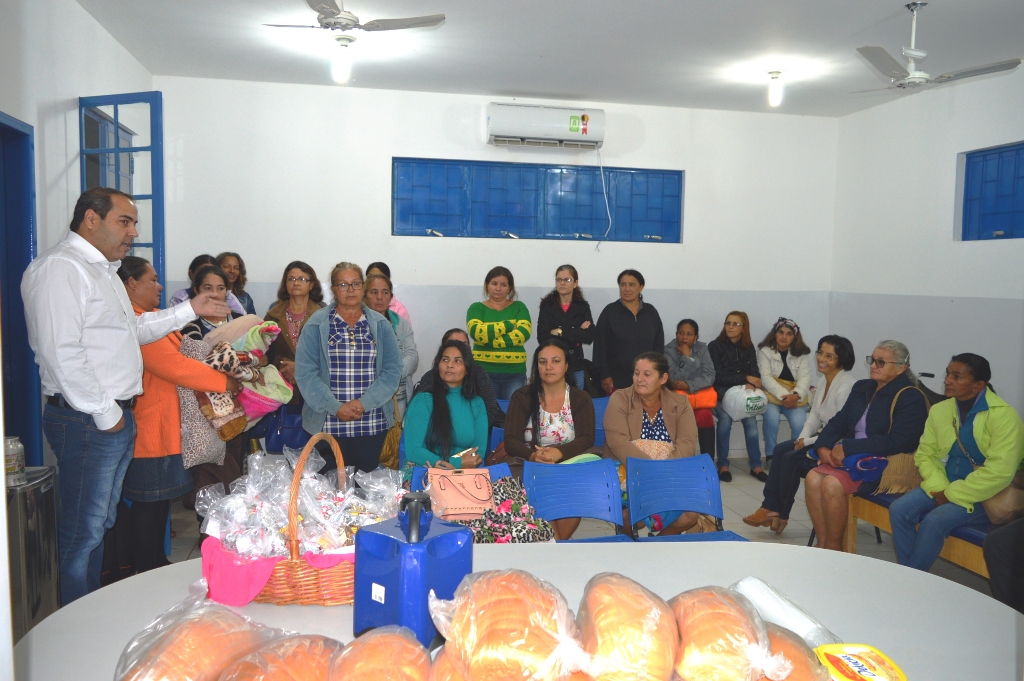 Secretaria de Saúde recepciona e encaminha pacientes do Assentamento Santo Antônio para atendimentos em Cascavel
