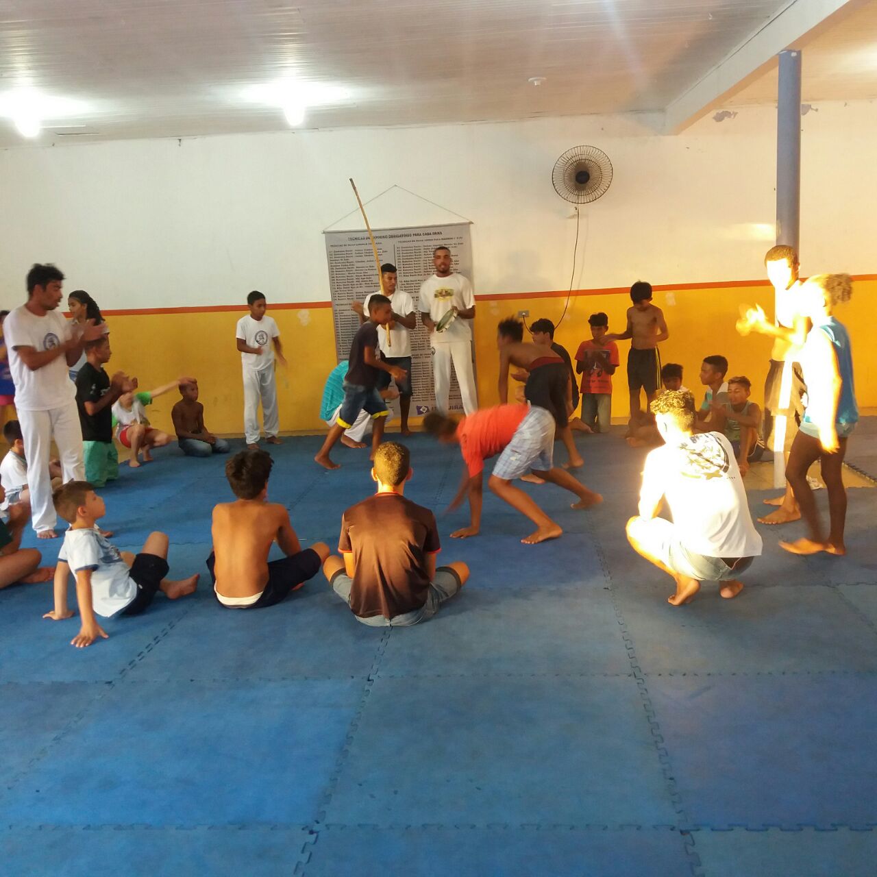 Fundação de Cultura de Itaquiraí finaliza o ano com entrega de certificados de cursos Informática, Vagonite e Capoeira
