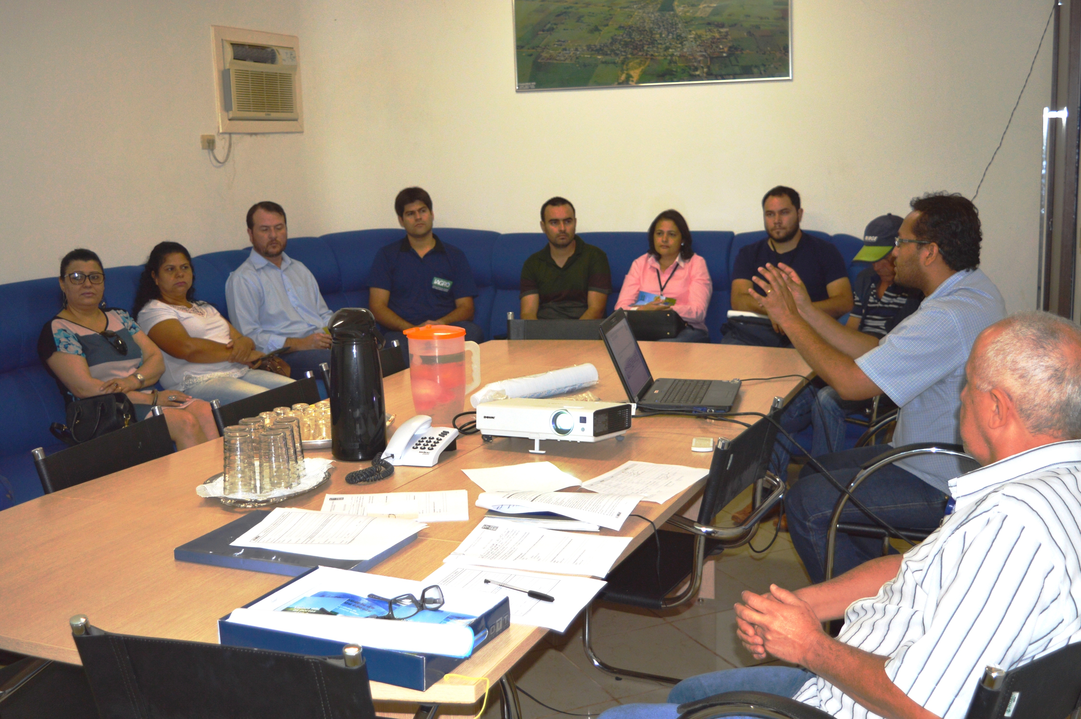IBGE realiza 2ª reunião sobre o Censo Agro 2017, em Itaquiraí; entrevistas na zona rural vão até fevereiro de 2018