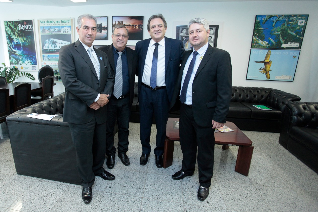 Prefeito Ricardo mantém agenda com Senador Moka e com governador Reinaldo, em Brasília-