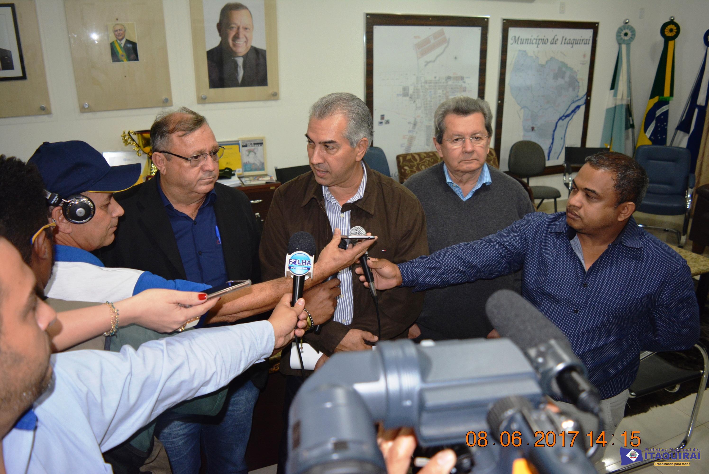 Itaquiraí recebeu R$ 6,8 milhões em obras entregues pelo governador Reinaldo e prefeito Ricardo