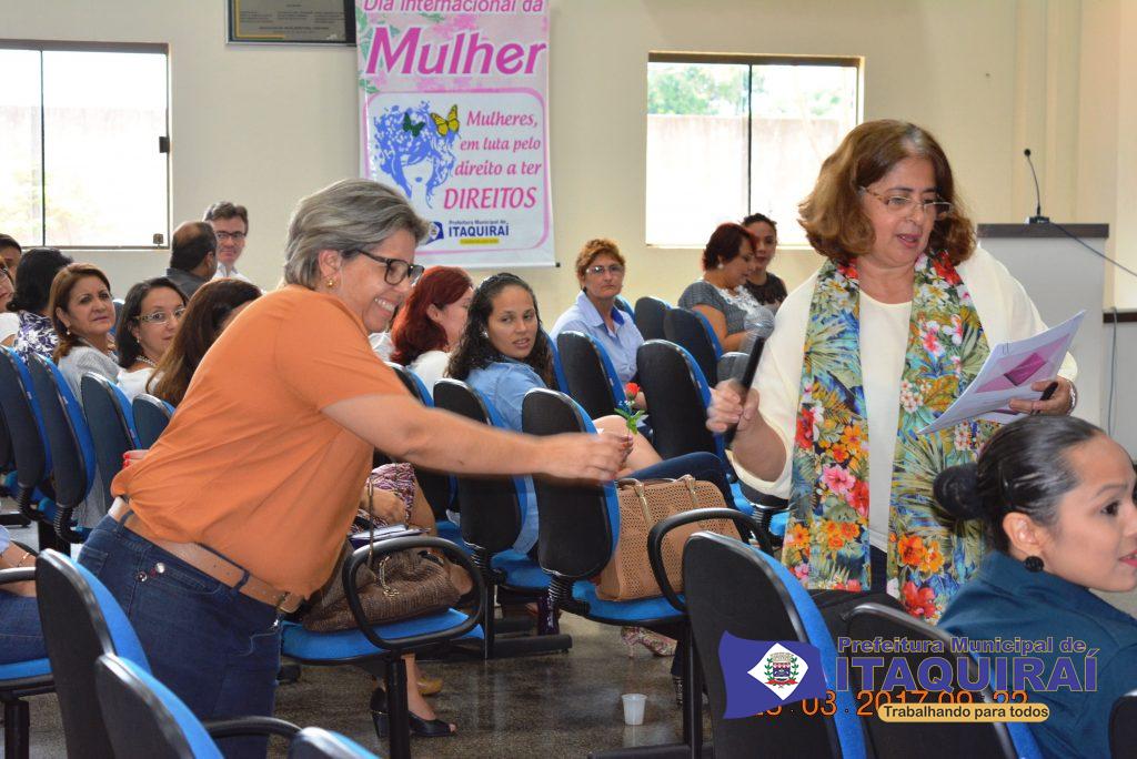 Itaquiraí realiza o Seminário Regional Empoderamento e Empreendedorismo da Mulher como saída contra a violência”