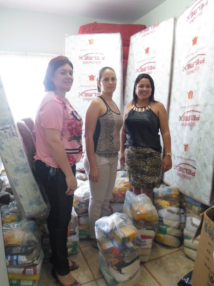 Prefeitura de Itaquirai entrega Cestas básicas e colchões s às vítimas do alagamento ocasionada por causa das fortes chuvas