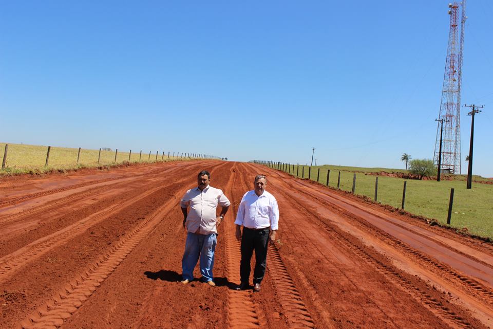 Prefeitura de Itaquiraí, inicia recuperação de Estrada que estava abandonada há mais de 4 anos
