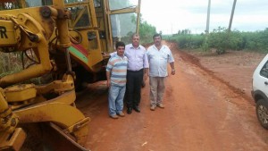 Prefeito Ricardo Fávaro acompanha recuperação das estradas vicinais do Município