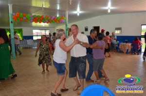 IDOSOS DO CONVIVER FESTEJARAM ENCERRAMENTO DAS ATIVIDADES EM GRANDE ESTILO…