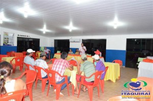 Alunos de cursos profissionalizante da Prefeitura/IMPACTO recebem certificados