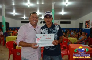 Alunos de cursos profissionalizante da Prefeitura/IMPACTO recebem certificados
