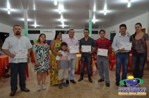 Alunos de cursos profissionalizante da Prefeitura/IMPACTO recebem certificados