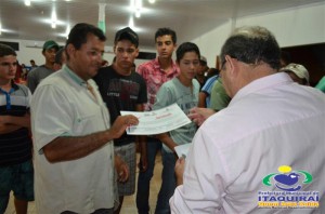 Alunos de cursos profissionalizante da Prefeitura/IMPACTO recebem certificados