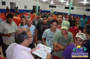 Alunos de cursos profissionalizante da Prefeitura/IMPACTO recebem certificados