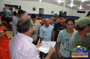 Alunos de cursos profissionalizante da Prefeitura/IMPACTO recebem certificados