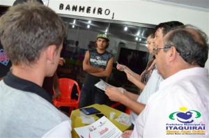 Alunos de cursos profissionalizante da Prefeitura/IMPACTO recebem certificados