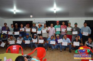 Alunos de cursos profissionalizante da Prefeitura/IMPACTO recebem certificados