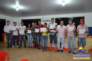 Alunos de cursos profissionalizante da Prefeitura/IMPACTO recebem certificados
