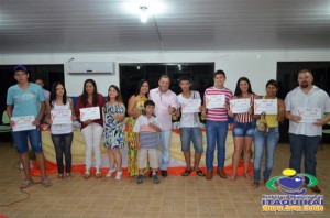 Alunos de cursos profissionalizante da Prefeitura/IMPACTO recebem certificados