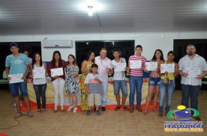 Alunos de cursos profissionalizante da Prefeitura/IMPACTO recebem certificados