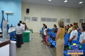 ITAQUIRAÍ ENTREGA CERTIFICADOS A ALUNOS DO PROJOVEM TRABALHADOR