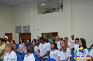 ITAQUIRAÍ ENTREGA CERTIFICADOS A ALUNOS DO PROJOVEM TRABALHADOR