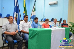 ITAQUIRAÍ ENTREGA CERTIFICADOS A ALUNOS DO PROJOVEM TRABALHADOR