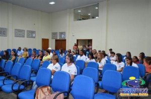 ITAQUIRAÍ ENTREGA CERTIFICADOS A ALUNOS DO PROJOVEM TRABALHADOR