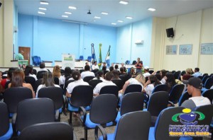 ITAQUIRAÍ ENTREGA CERTIFICADOS A ALUNOS DO PROJOVEM TRABALHADOR