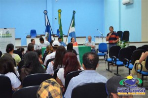 ITAQUIRAÍ ENTREGA CERTIFICADOS A ALUNOS DO PROJOVEM TRABALHADOR