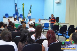 ITAQUIRAÍ ENTREGA CERTIFICADOS A ALUNOS DO PROJOVEM TRABALHADOR