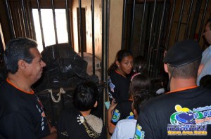Proerd de Itaquiraí faz passeata anti drogas