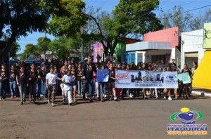 Proerd de Itaquiraí faz passeata anti drogas