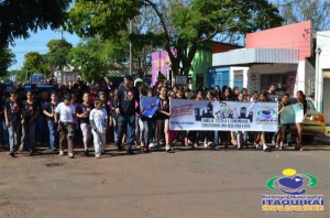 Proerd de Itaquiraí faz passeata anti drogas