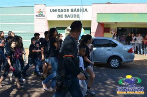 Proerd de Itaquiraí faz passeata anti drogas