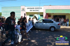 Proerd de Itaquiraí faz passeata anti drogas