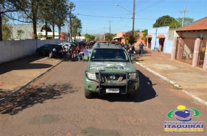 Proerd de Itaquiraí faz passeata anti drogas
