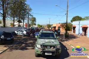 Proerd de Itaquiraí faz passeata anti drogas