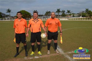 Líderes perdem e vêem finais mais distante no Regional de Futebol