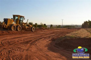 Secretaria de Obras trabalha na recuperação de estradas vicinais