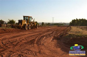 Secretaria de Obras trabalha na recuperação de estradas vicinais